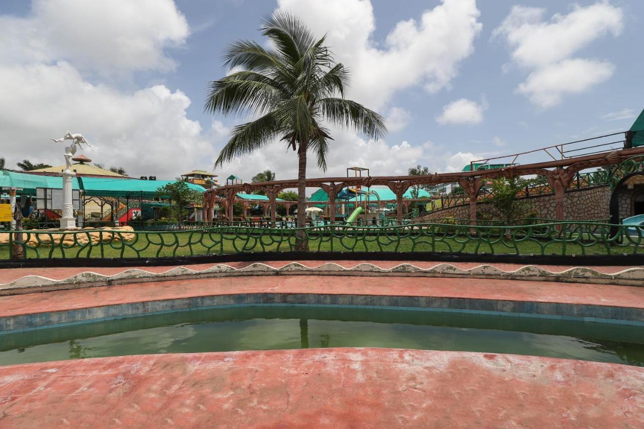 Capital O 49279 Chhab Chhaba Chhab Water Fun Park & Resort Damka Exteriör bild