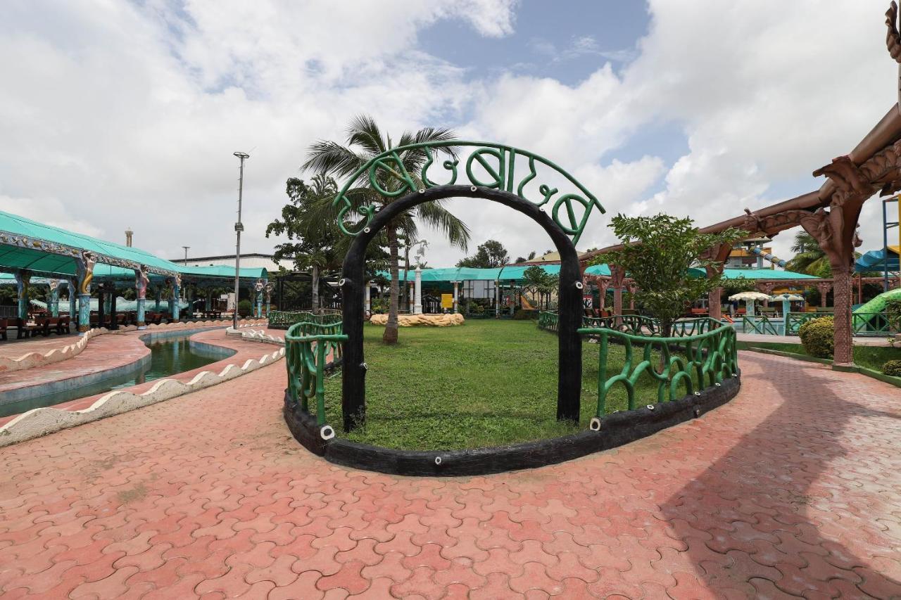 Capital O 49279 Chhab Chhaba Chhab Water Fun Park & Resort Damka Exteriör bild
