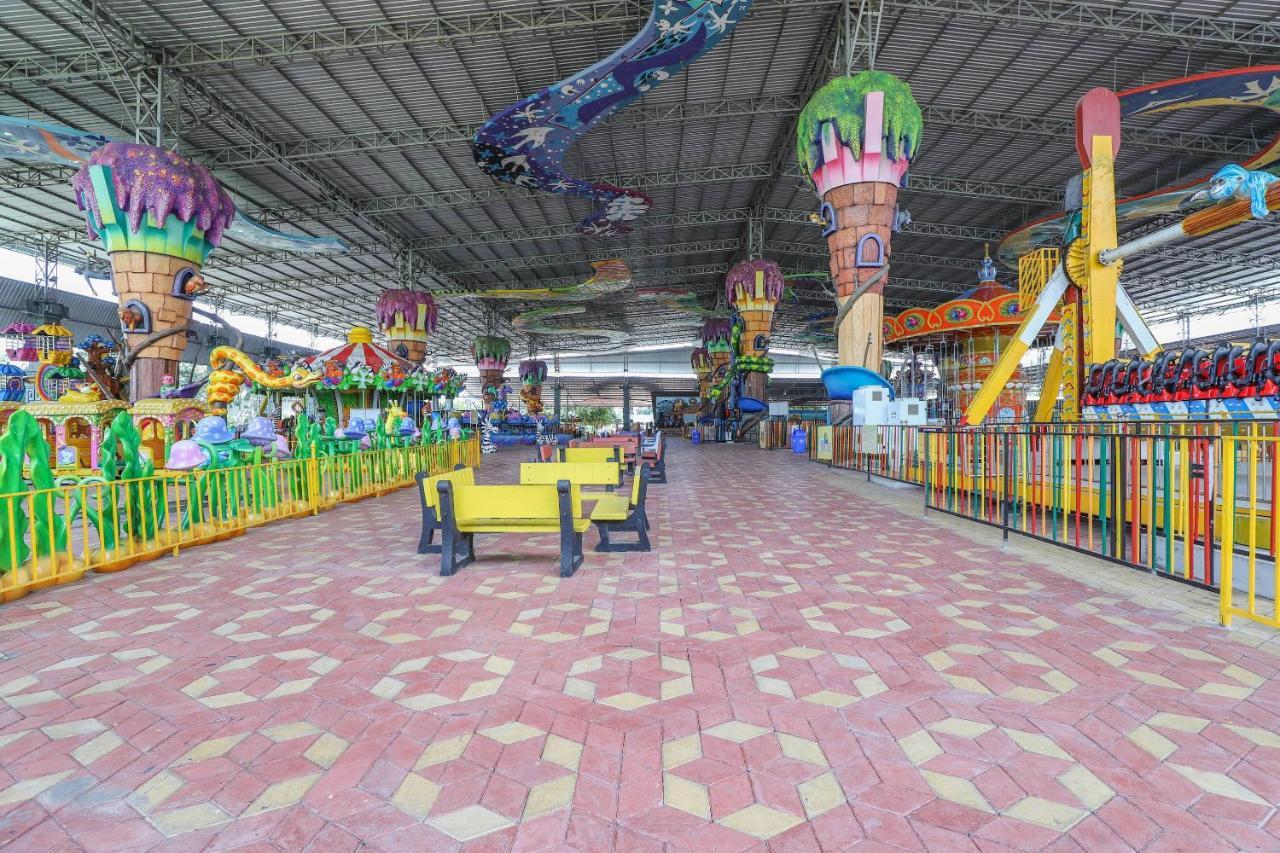 Capital O 49279 Chhab Chhaba Chhab Water Fun Park & Resort Damka Exteriör bild