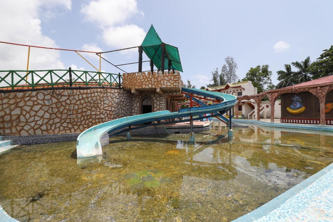 Capital O 49279 Chhab Chhaba Chhab Water Fun Park & Resort Damka Exteriör bild
